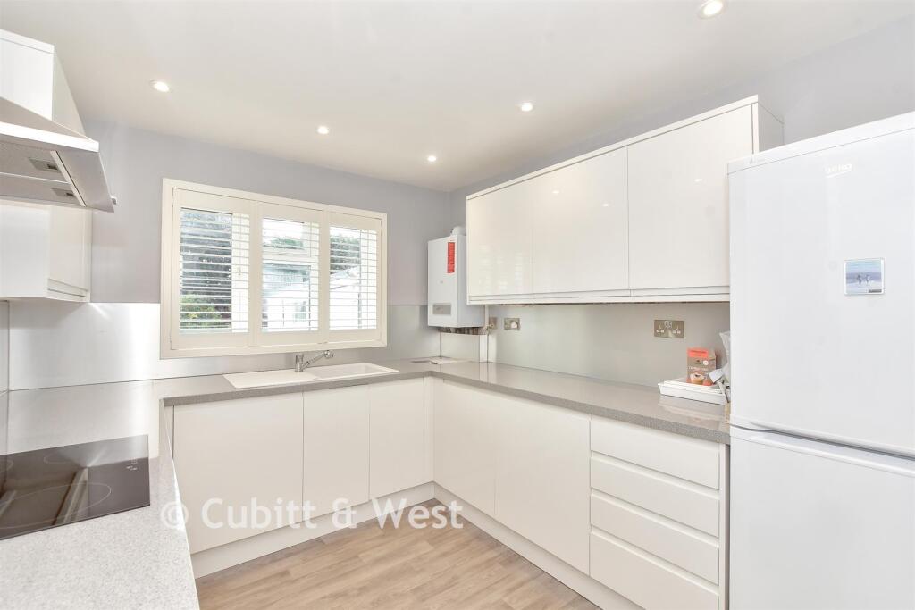 House in Portsmouth - View 3