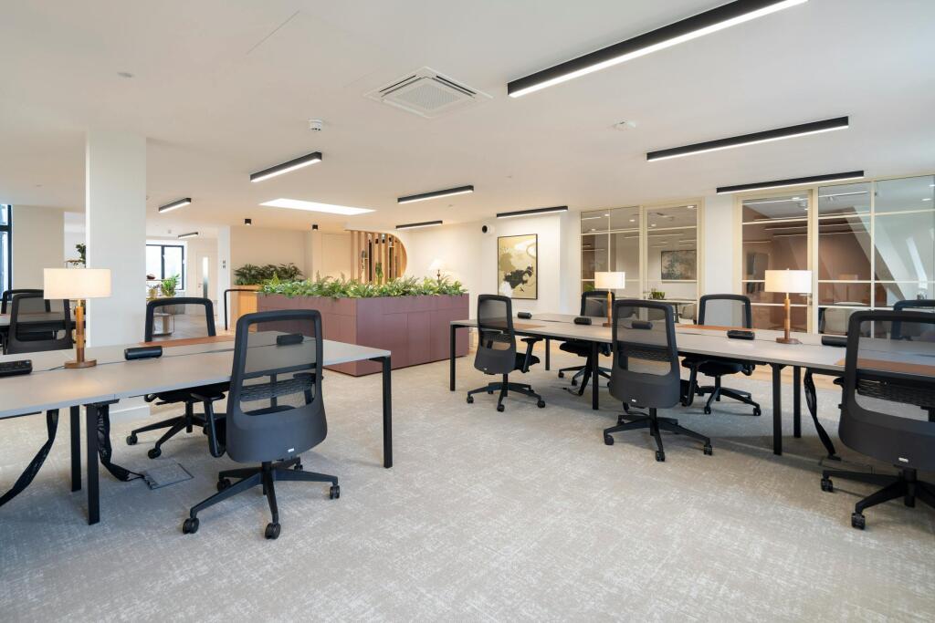 MC4427-5654-LR.jpg