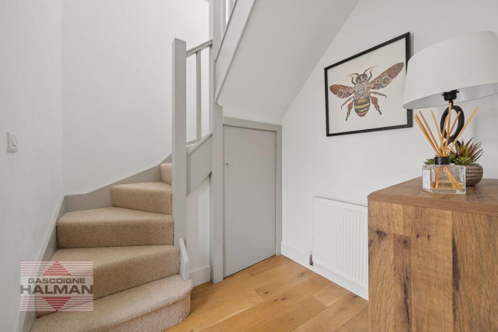 House in Wilmslow, Pownall Park - View 5