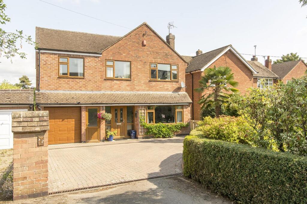 4-bed detached on Frolesworth Road, Leire, Lutterworth, £540,000