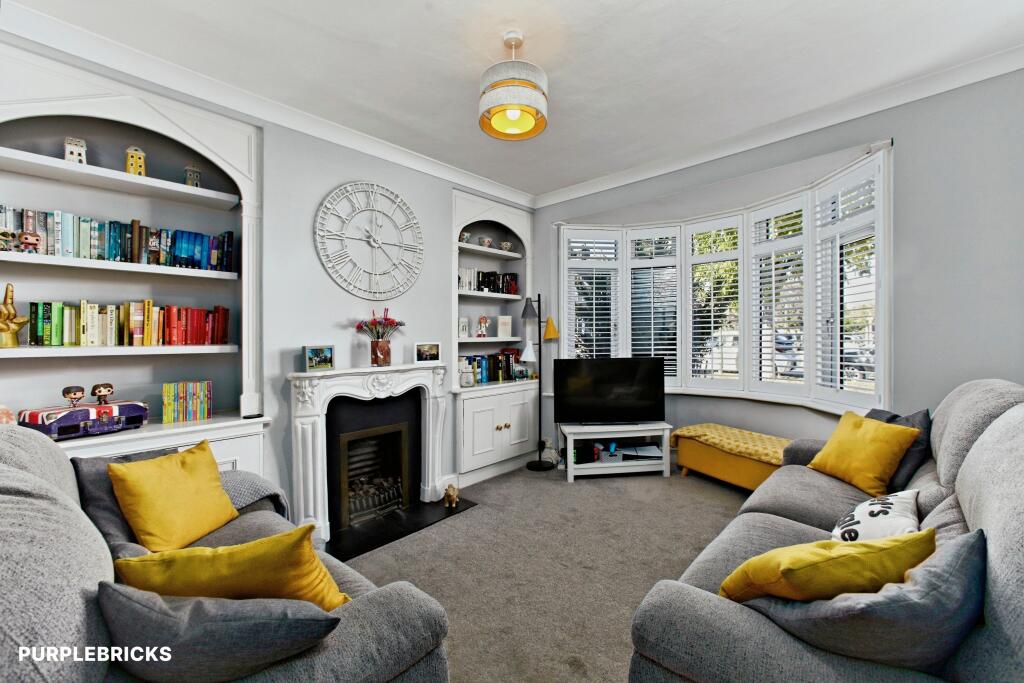 House in Sutton - View 3