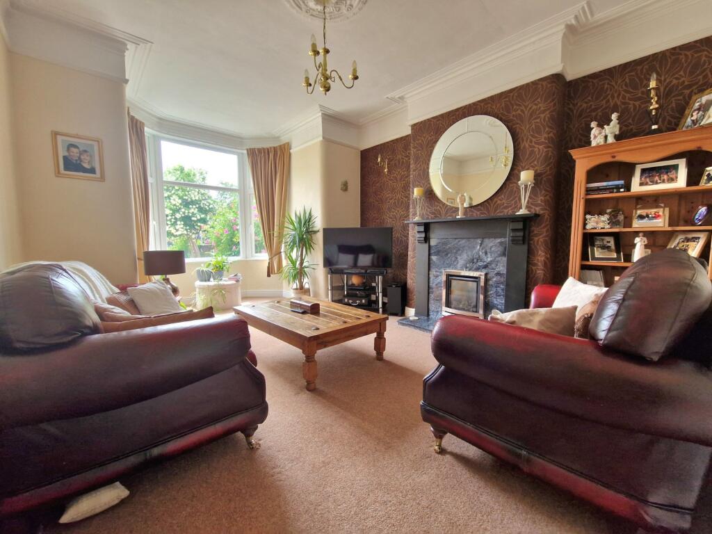 Stoddens Road, Burnham-on-Sea, Somerset, TA8 photo 4