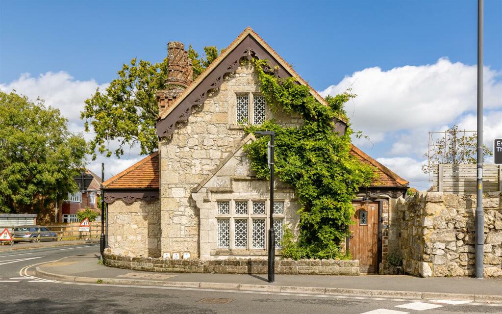 Main image of property: DETACHED COTTAGE WITH ANNEXE AND SWIMMING POOL - Baring Road, Cowes