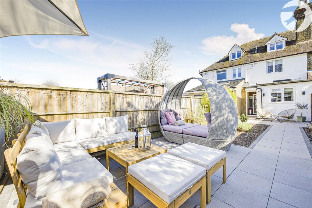 Main image of property: The Limes, Eynsford Road, Farningham, Kent, DA4