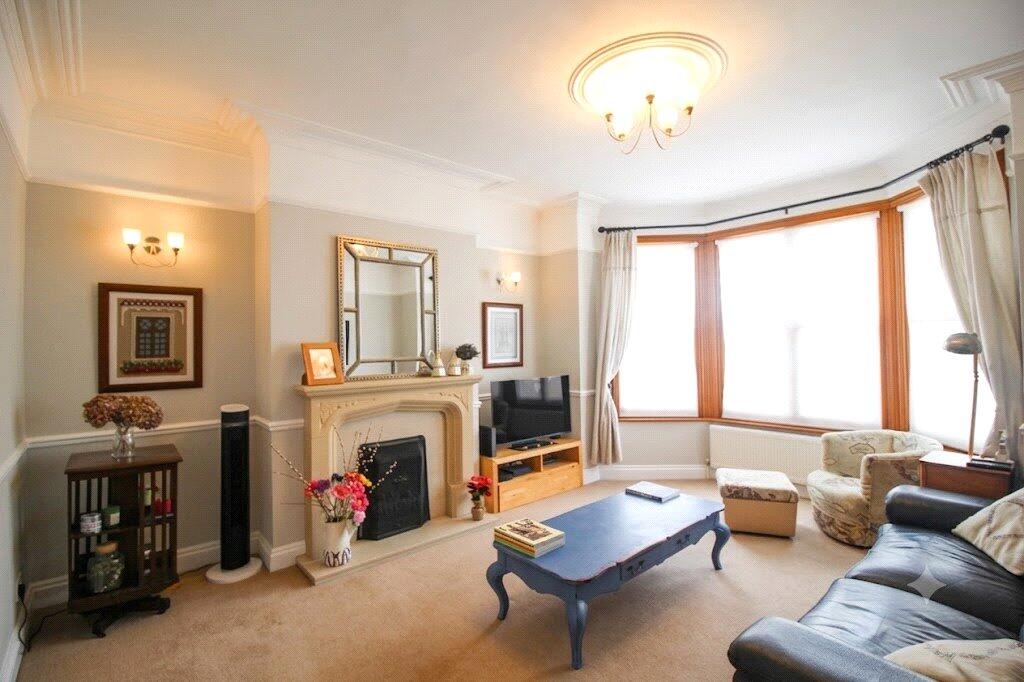Ronald Park Avenue, Westcliff-on-Sea, Essex, SS0 photo 4
