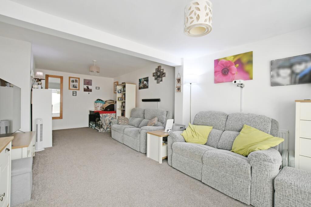 Paddock Way, Dronfield, Derbyshire, S18 photo 4