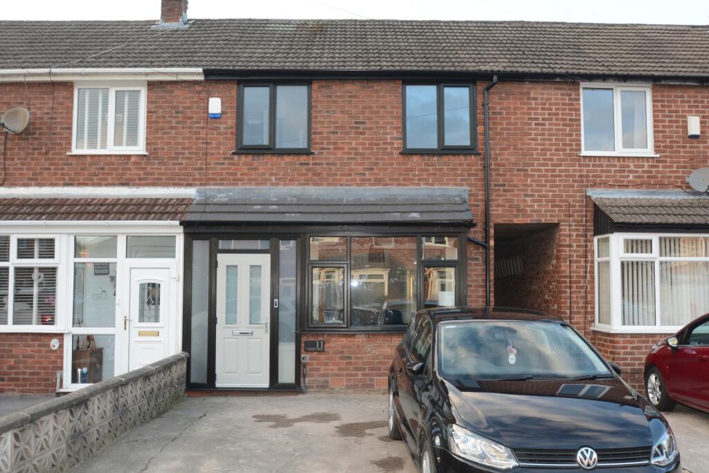 Main image of property: Malvern Avenue, Droylsden, M43