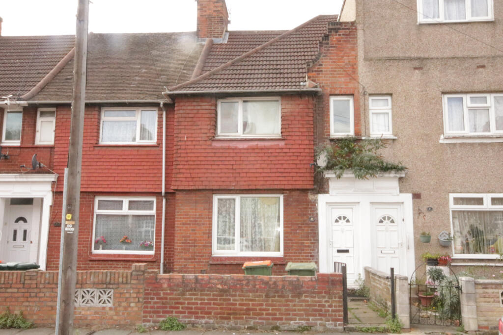 Main image of property: 39 Egham Road, E13