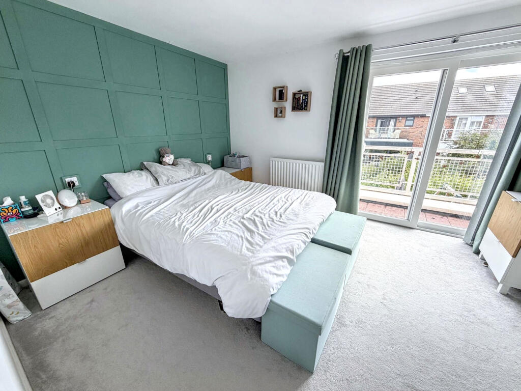 House in North Tyneside, Meadow Well - View 4