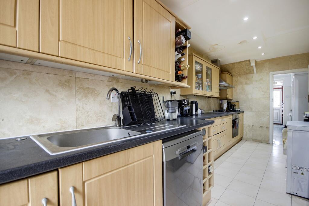 275, North Circular Road, London photo 3