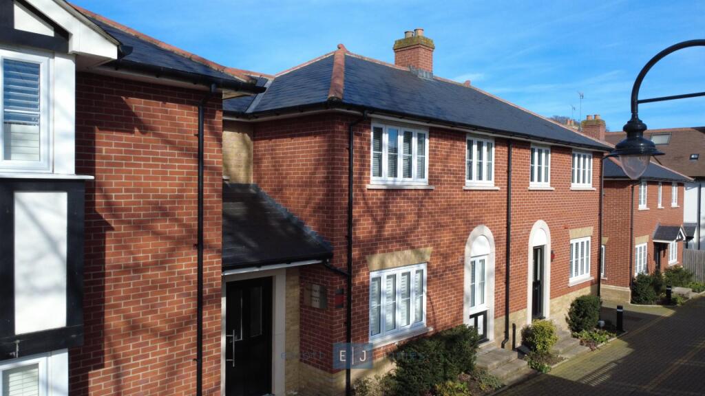 Main image of property: Royal Oak Close, Loughton