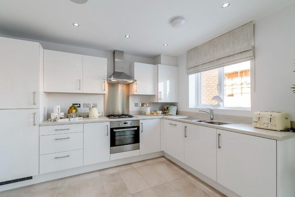 House in Newark and Sherwood, Bilsthorpe - More