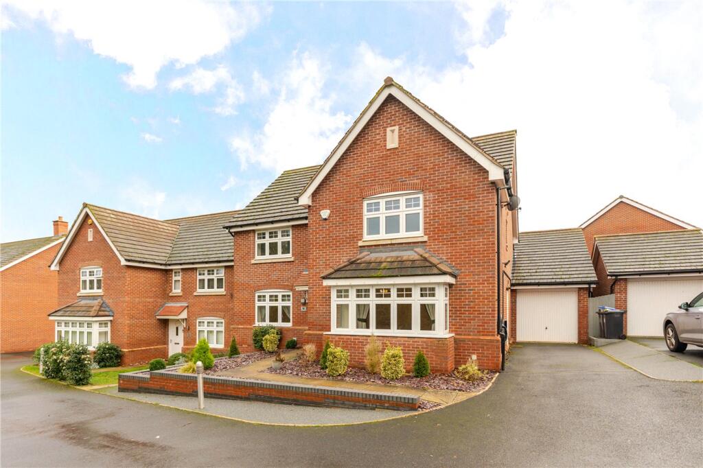 Main image of property: Magnolia Drive, Whitnash, Leamington Spa, Warwickshire, CV31