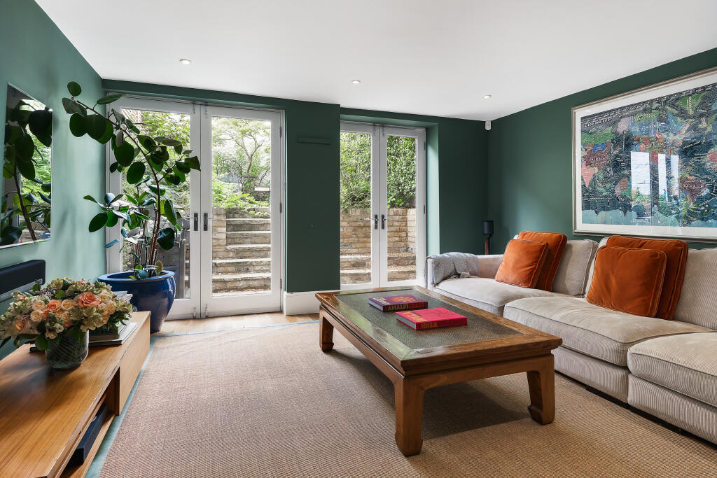 House in London - View 5
