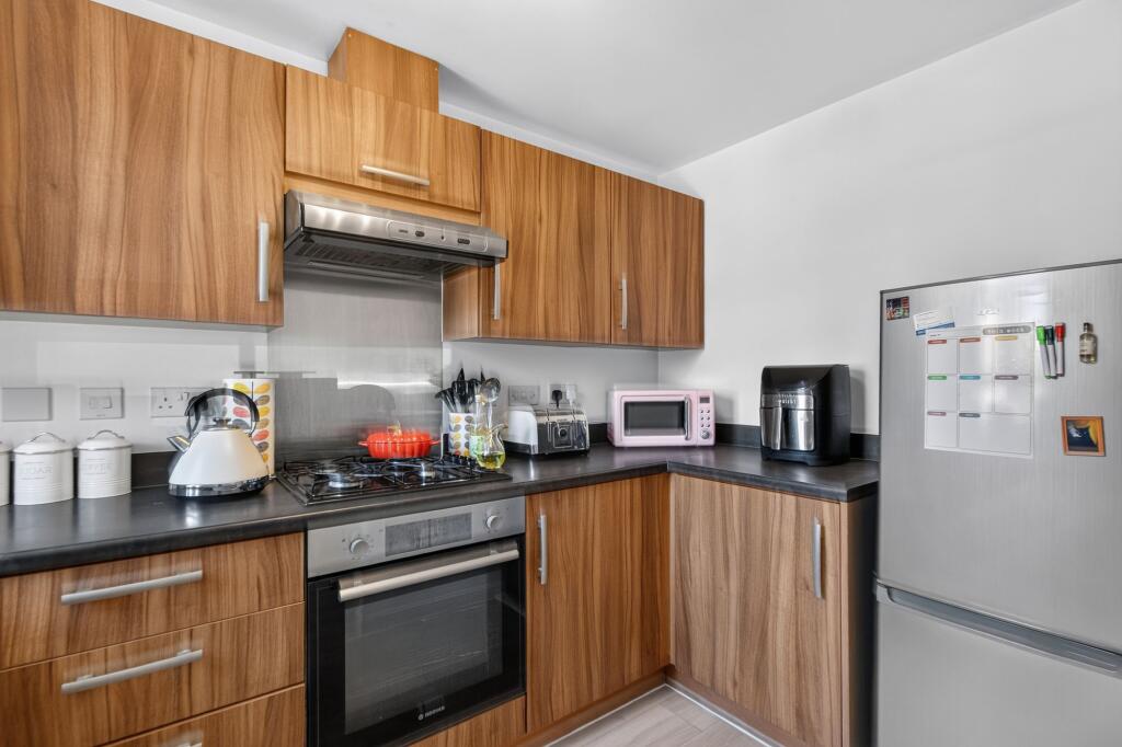 House in Worcester, Worcestershire - More
