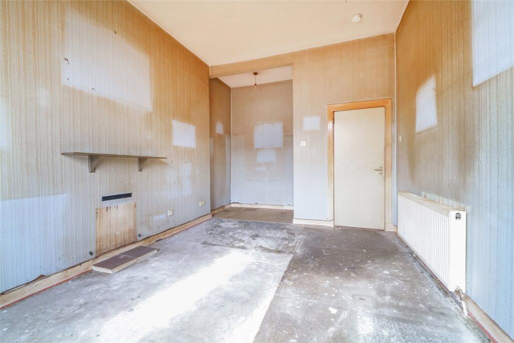 Apartment in Glasgow, Haghill - More
