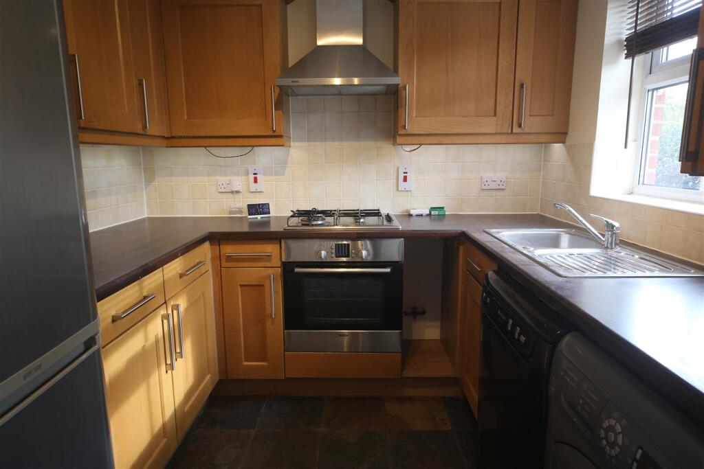 House in Slough, Langley - View 4