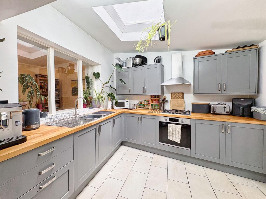 Main image of property: Old Road, Skewen, SA10