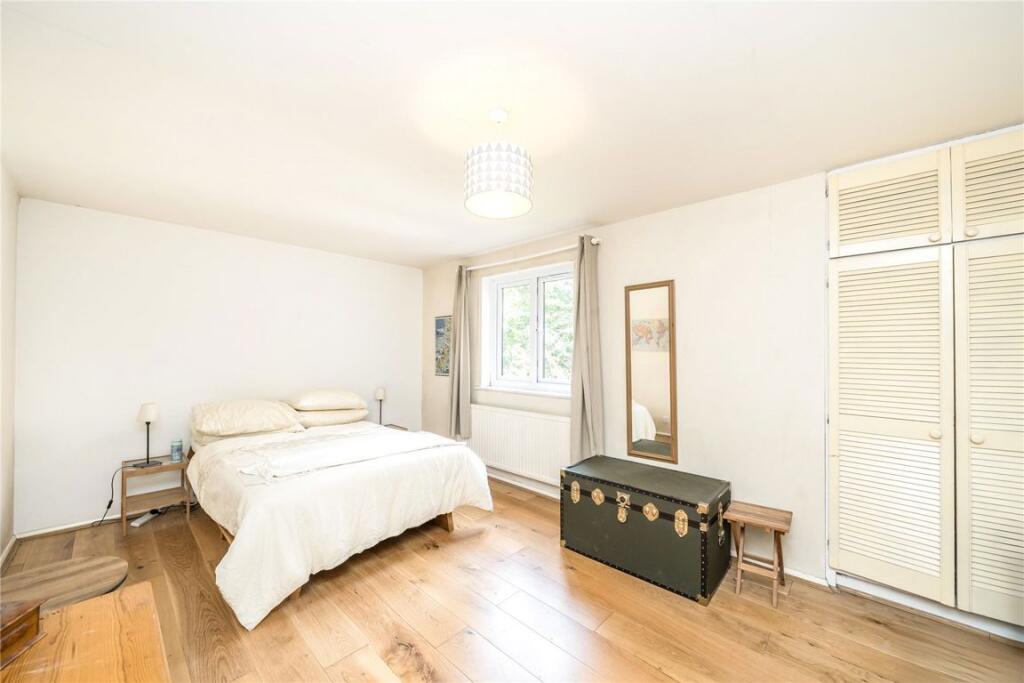 Apartment in London, Greenwich Town Centre, East Greenwich - View 4
