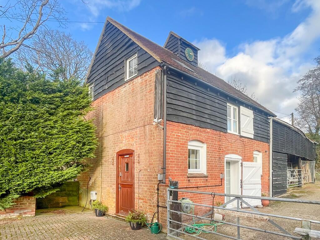 Main image of property: Redlands Farm Office, Redlands Lane, Farnham, Surrey, GU10 5AS