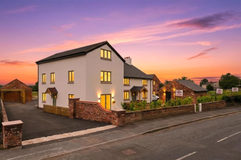 Main image of property: Hollow Lane, Kingsley, Frodsham