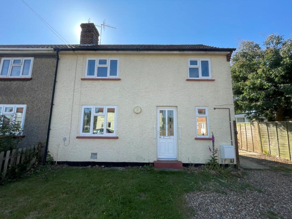 Main image of property: 33 Morris Road, North Walsham, Norfolk, NR28 0EJ