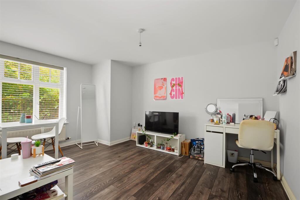 House in Nottingham, The Park - View 3