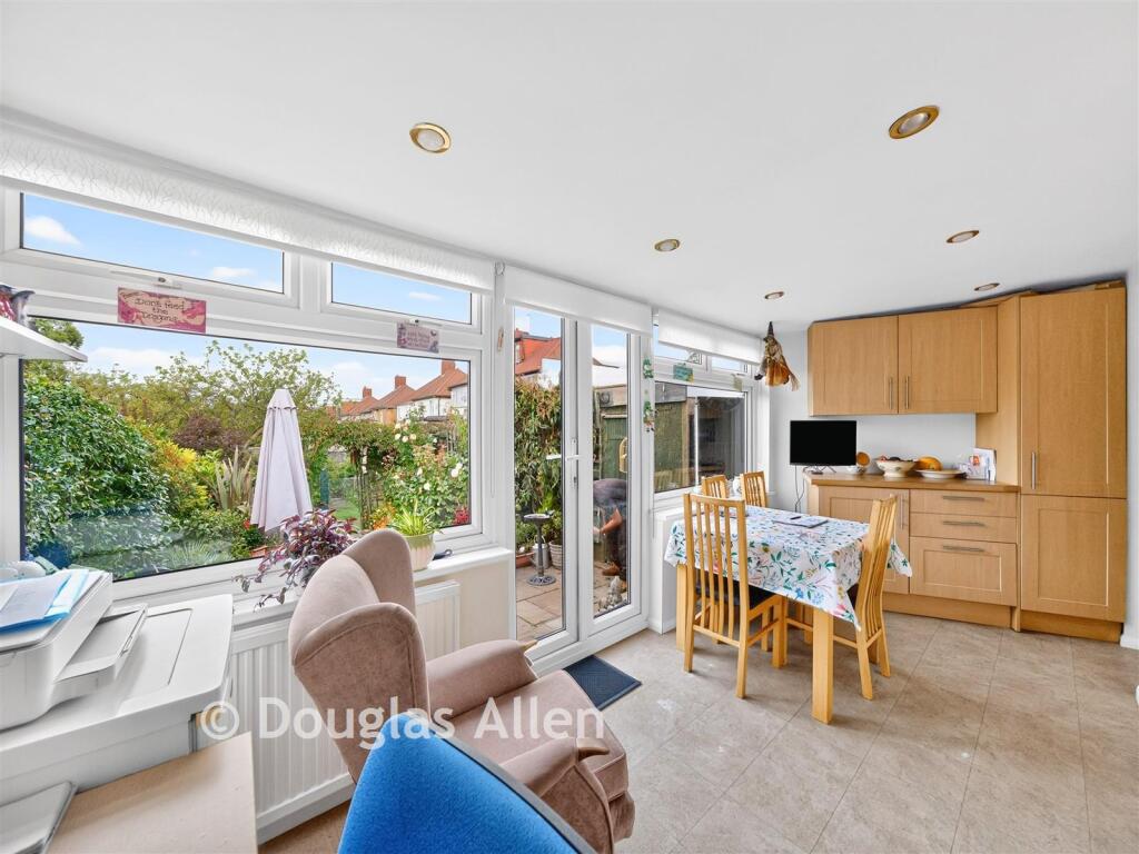 House in London - View 4
