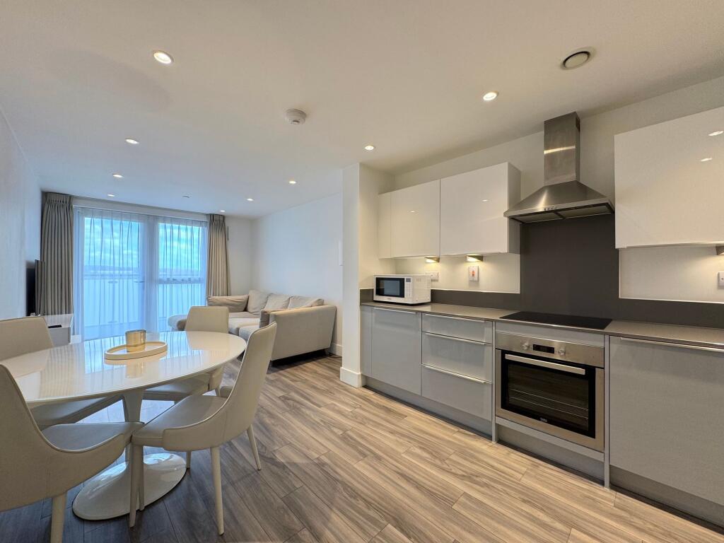 Burnt Oak Broadway, Edgware, HA8