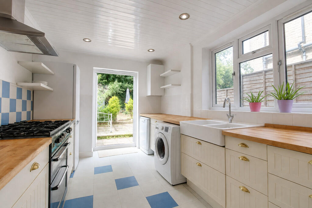 House in Westcliff-on-Sea, Milton, Prittlewell - View 5