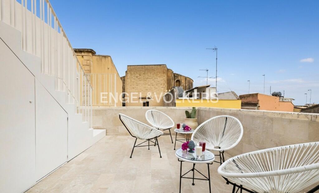 Main image of property: Noto, Syracuse, Sicily