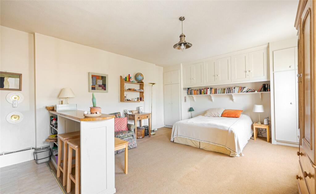 Main image of property: Cambridge Street, London, SW1V