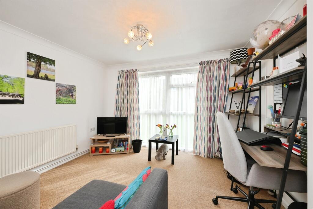 Additional image 4 of Grove Meadow, Welwyn Garden City