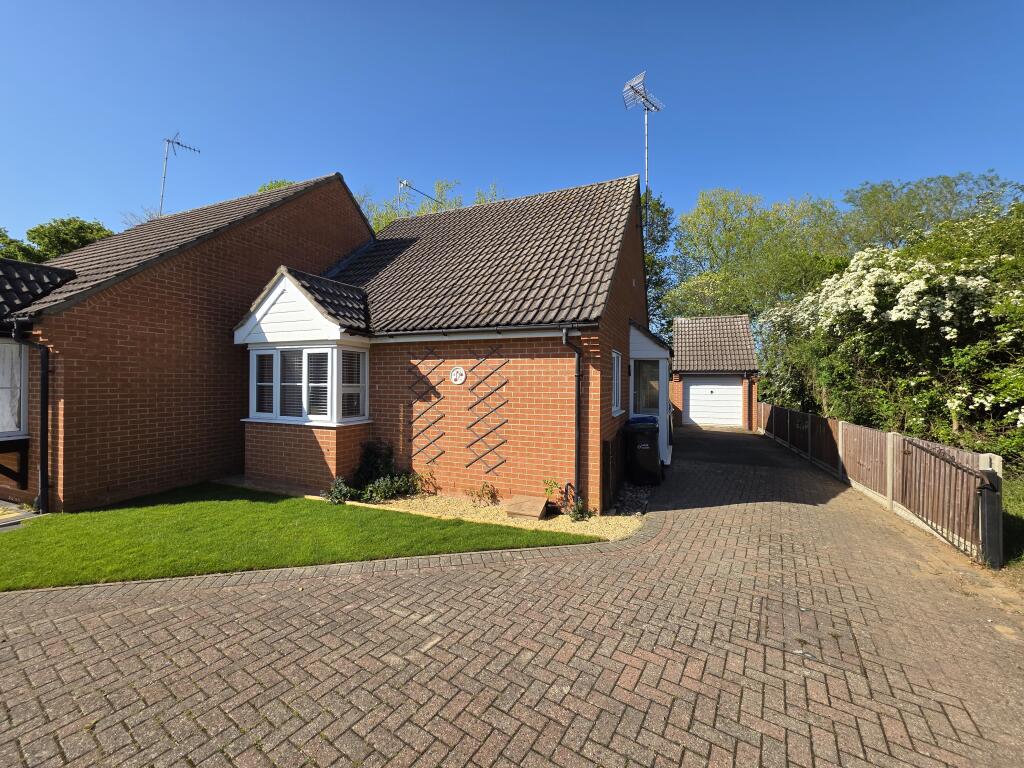 Main image of property: Culvers Meadow, Stanton, Bury St Edmunds, IP31 2XT