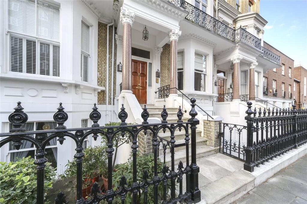 Apartment in London - More