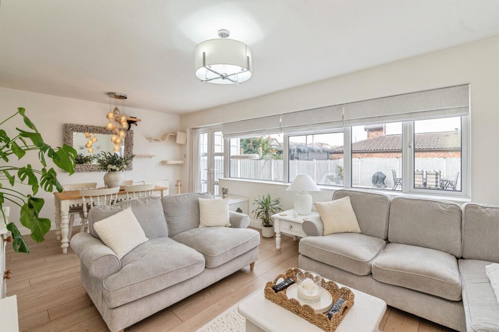 House in Southend-on-Sea - View 5
