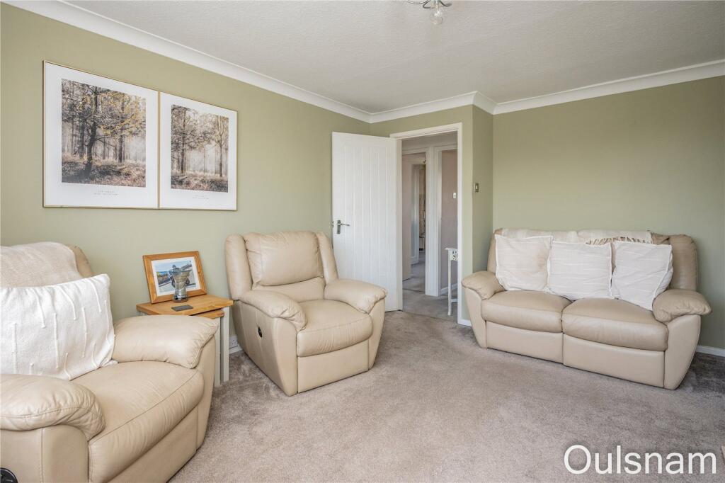 Apartment in Bromsgrove - More