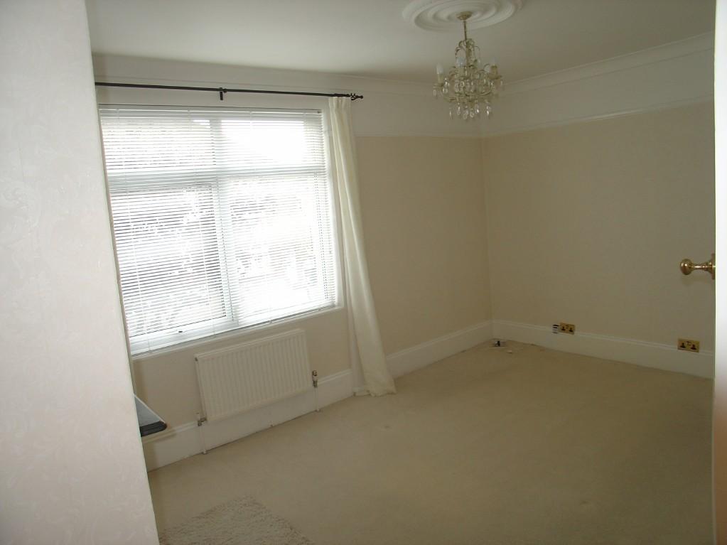 House in Rochester - View 5
