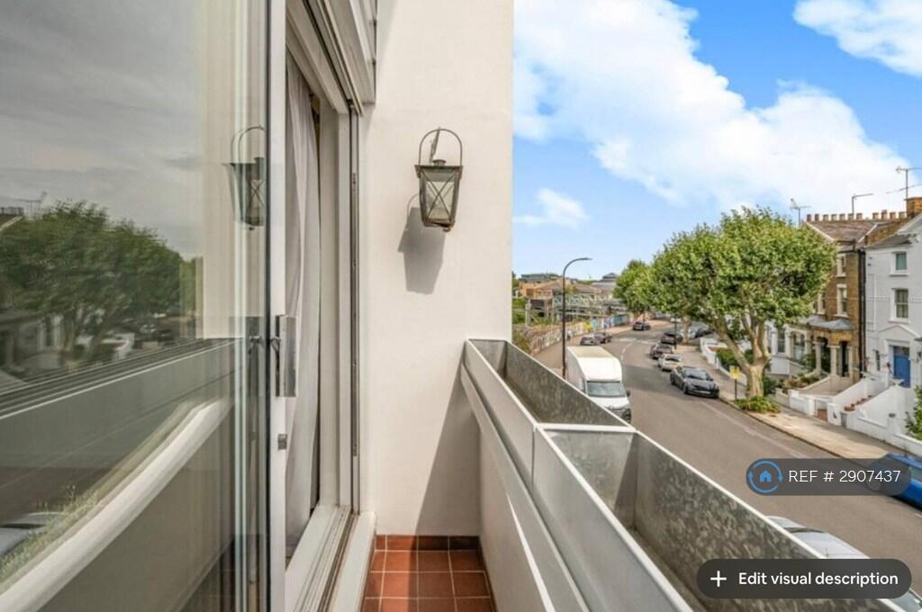 2 bedroom maisonette for rent