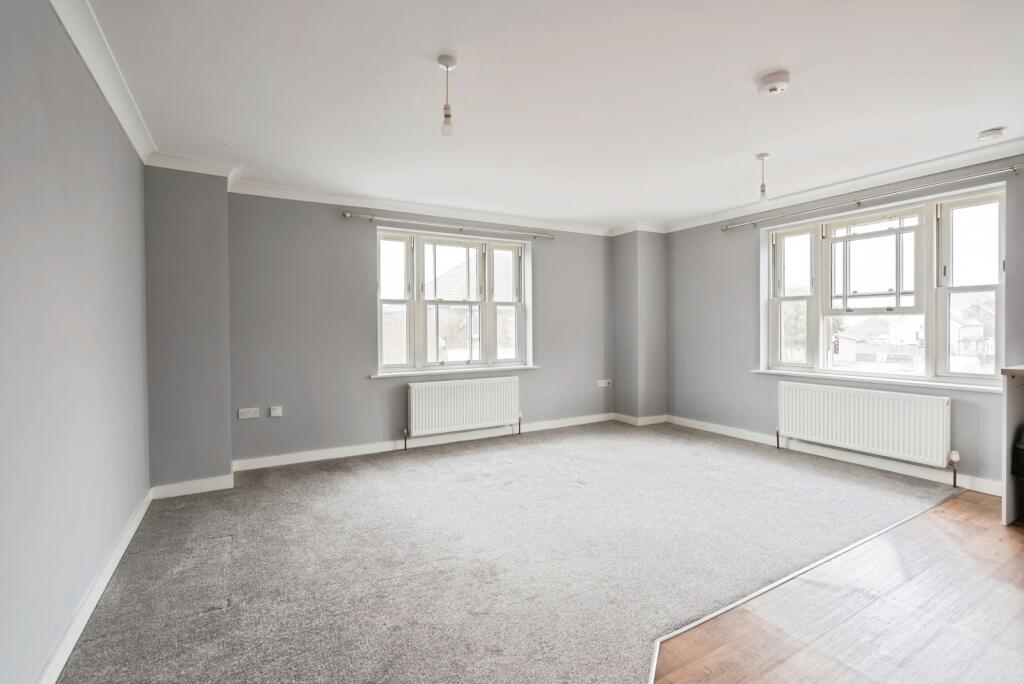 Apartment in Portsmouth - More