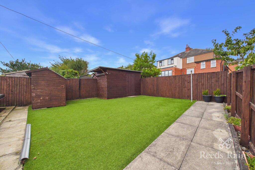 Penistone Road, Waterloo, Huddersfield, West Yorkshire, HD5 photo 4