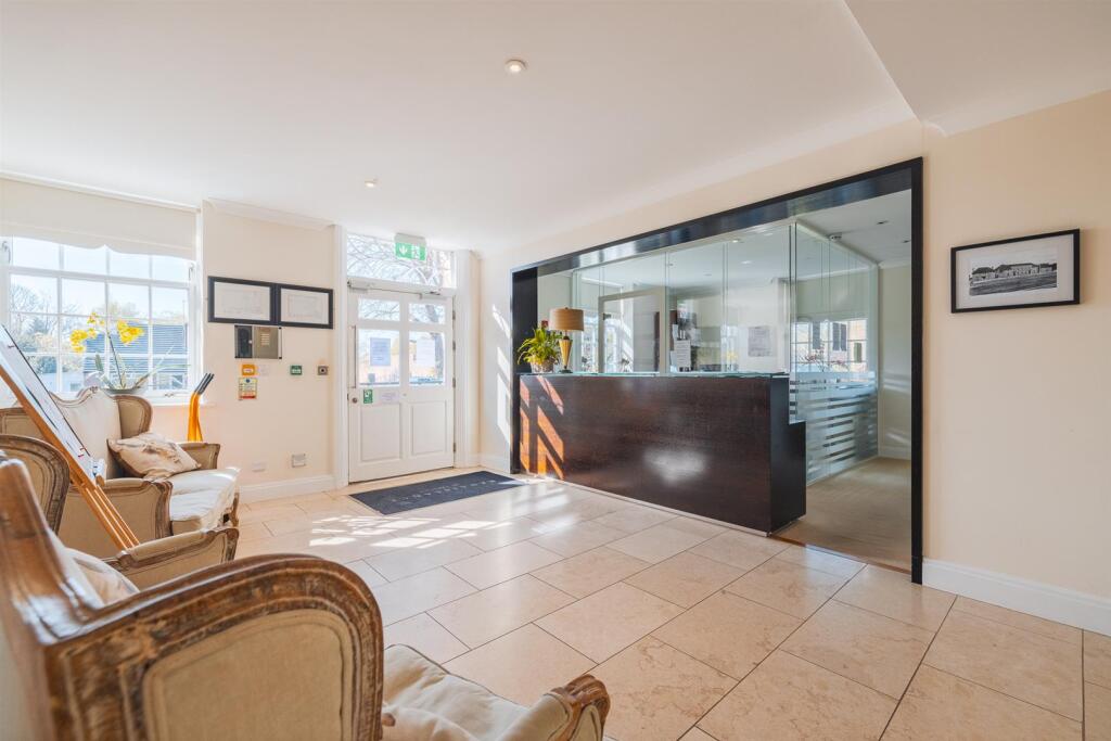 Hinderton Road, Neston photo 4