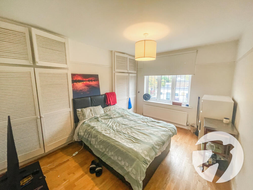 House in London - View 5
