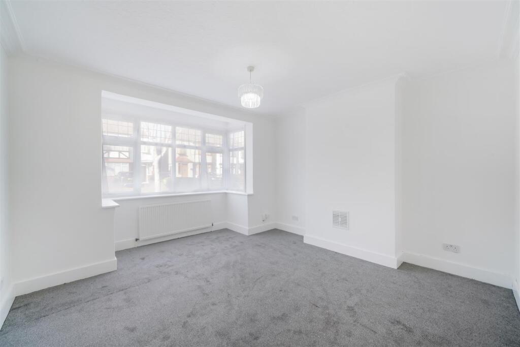 House in Harrow - View 2