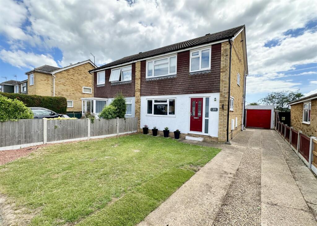 Main image of property: Totlands Drive, Great Clacton, Essex