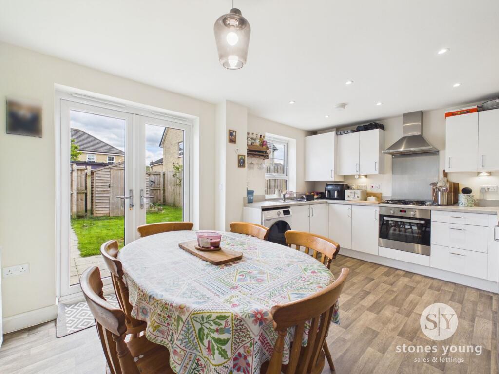 House in Ribble Valley, Waddow Heights, Clitheroe - View 3