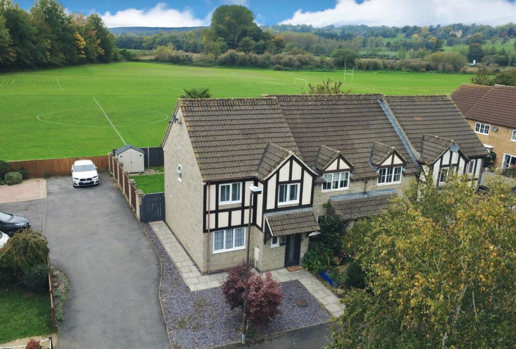 3-bed semi-detached on Lych Gate Mews, Lydney, £275,000
