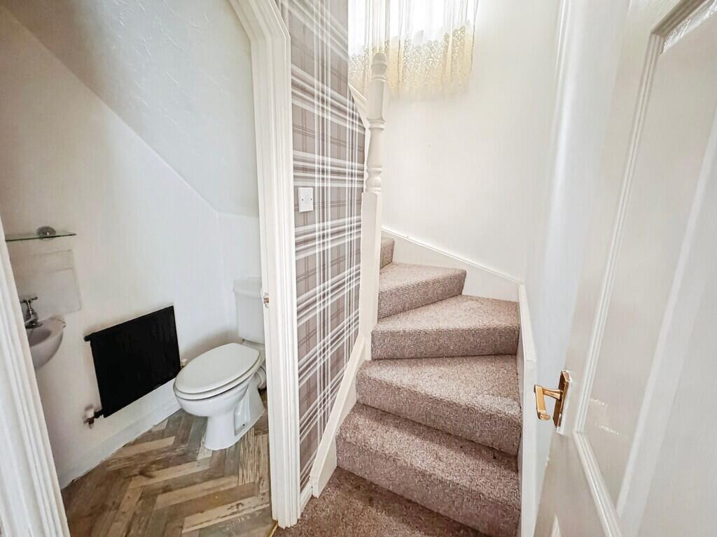 House in Newport, Penmaen - More