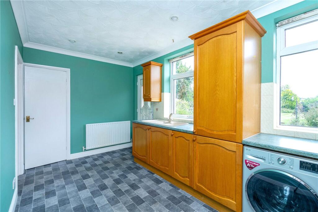 House in South Kesteven, Pointon and Sempringham - More