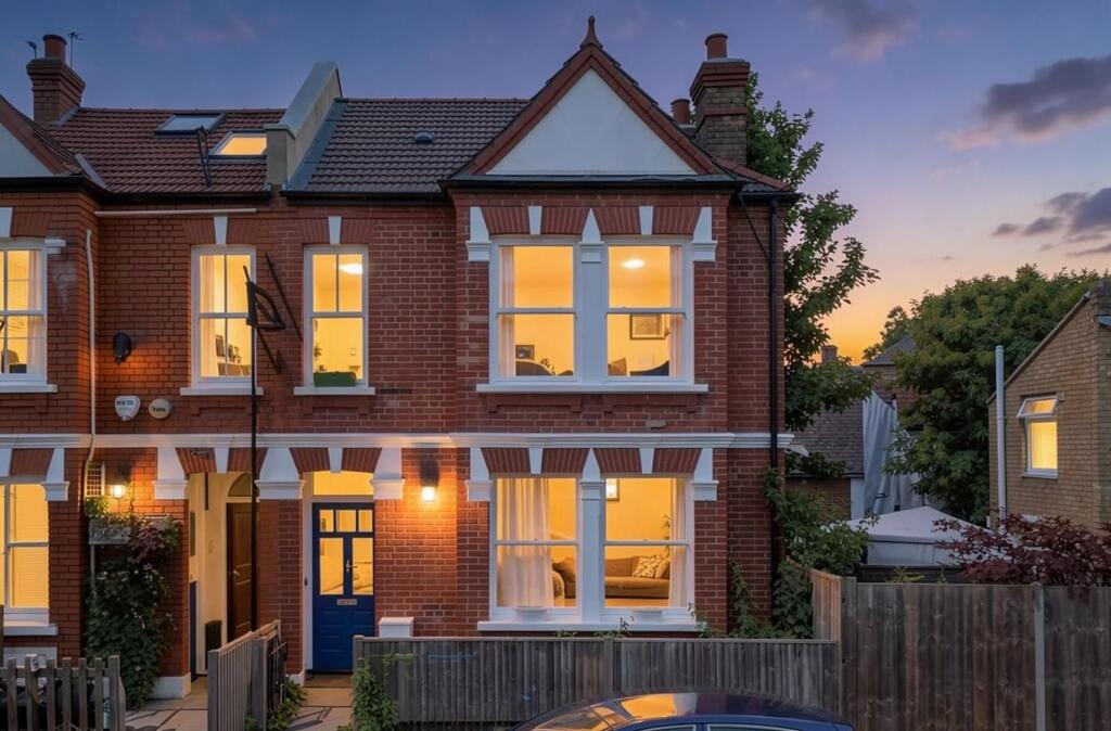 Main image of property: Playfield Crescent, London, SE22